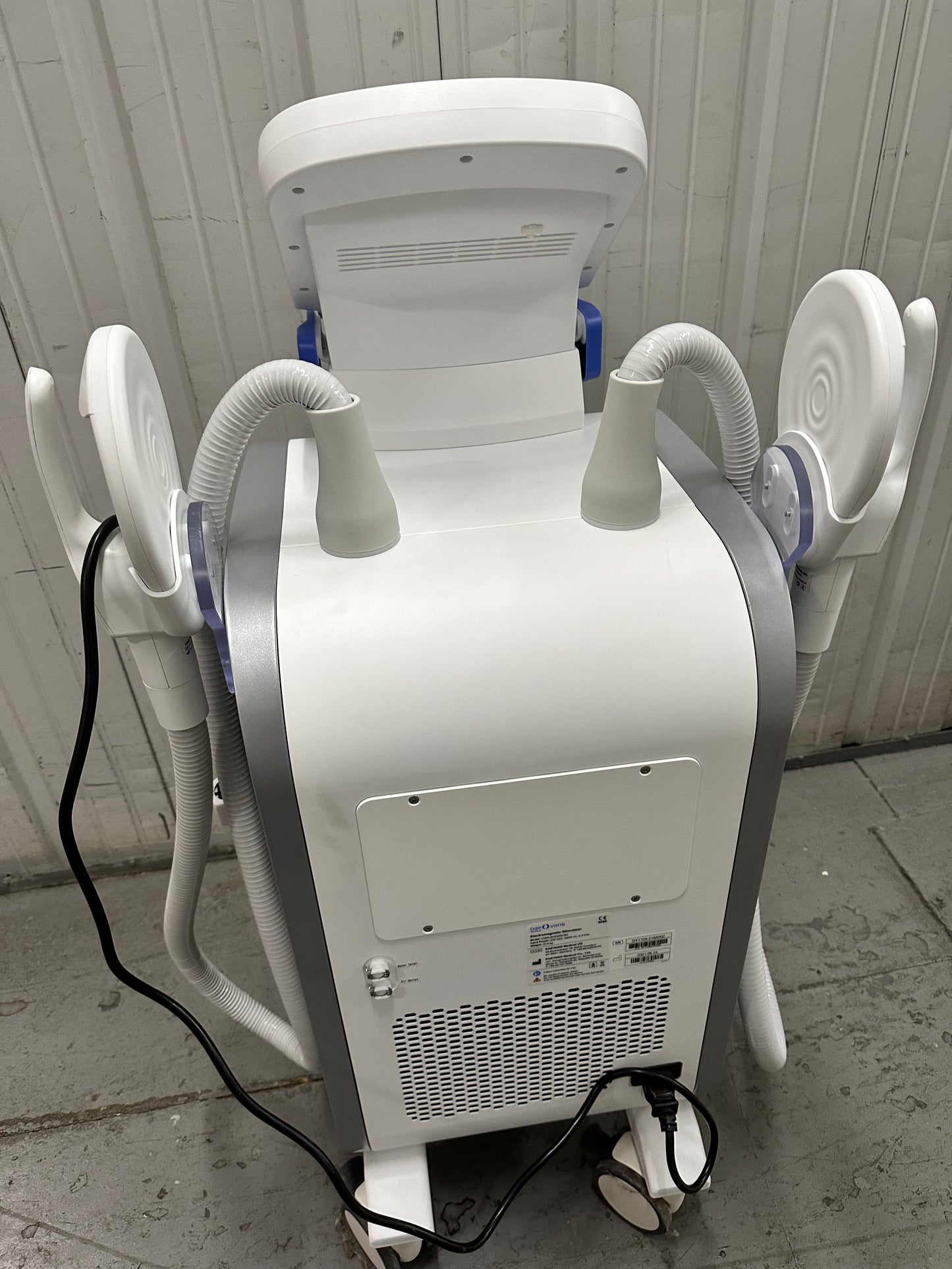 CM Slim (South Korea's answer to Emsculpt)