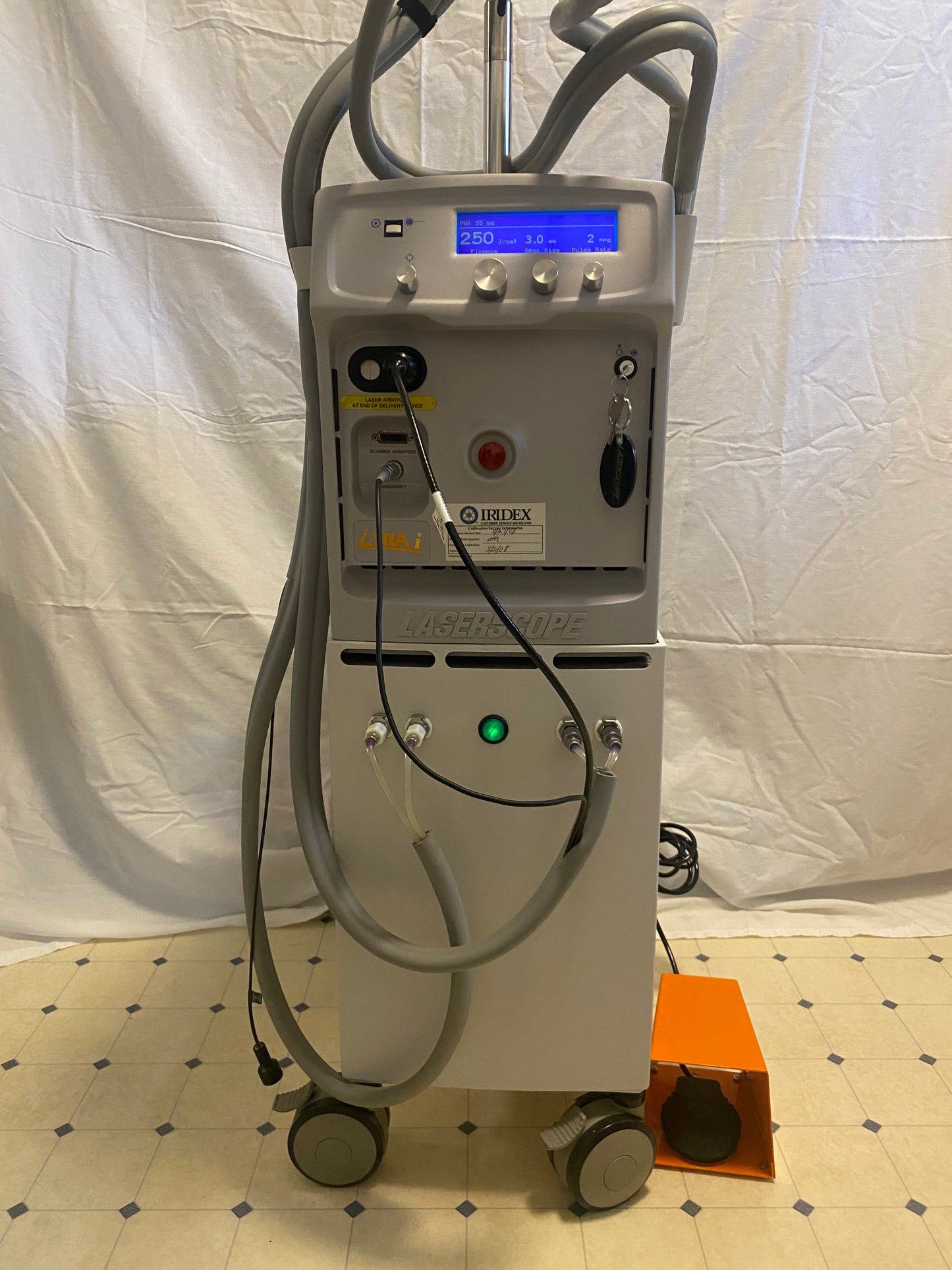 Laserscope Lyra i: Laser Hair Removal + Varicose Vein Removal