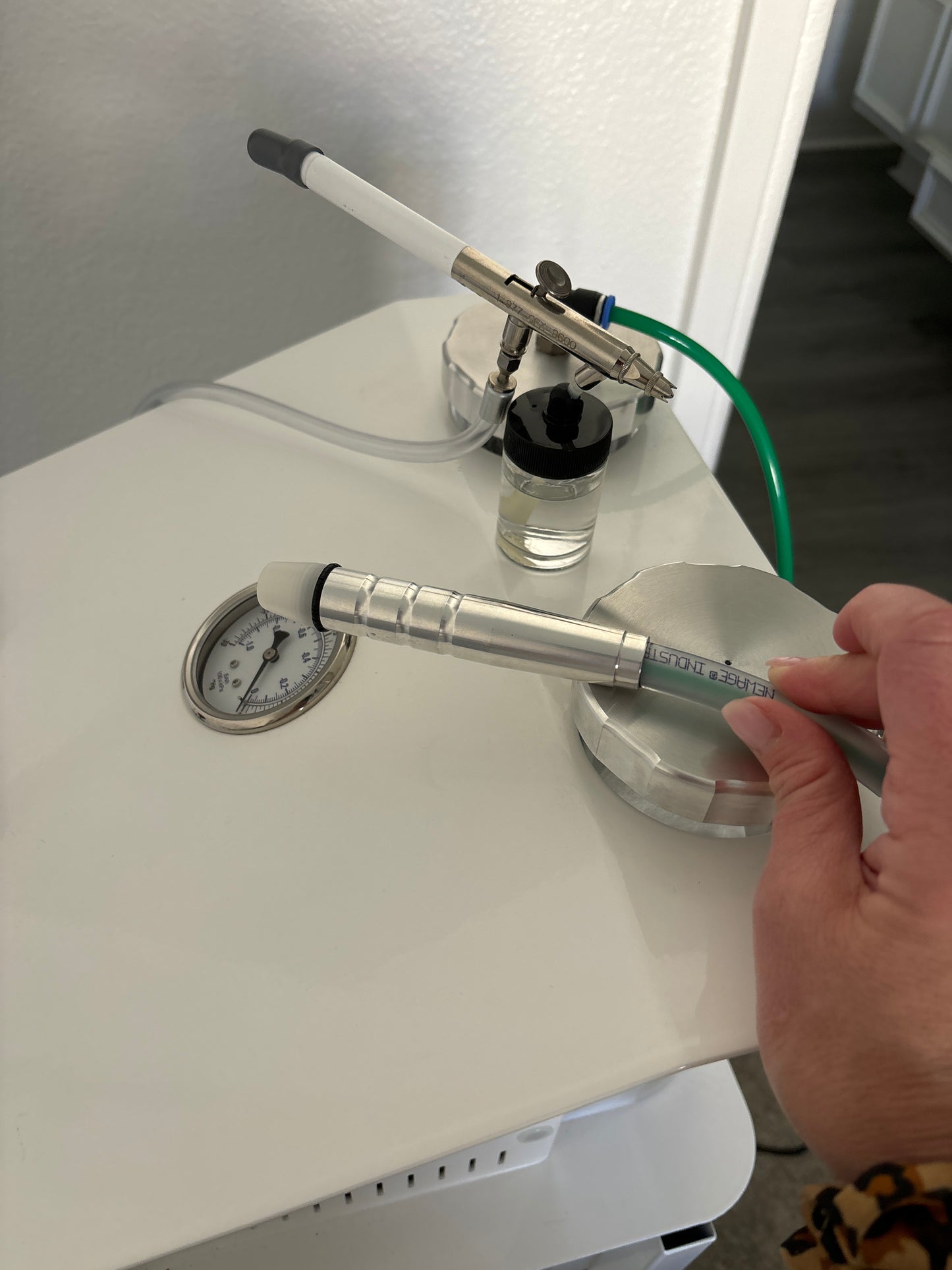 ClearFX Skin: Microdermabrasion with Diamond Oxypeel (2021)