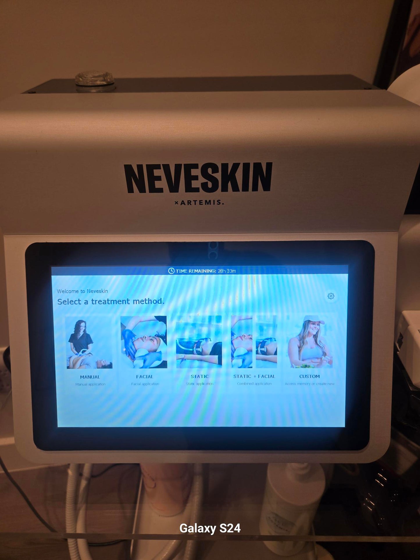 Neveskin Ultra (2023)