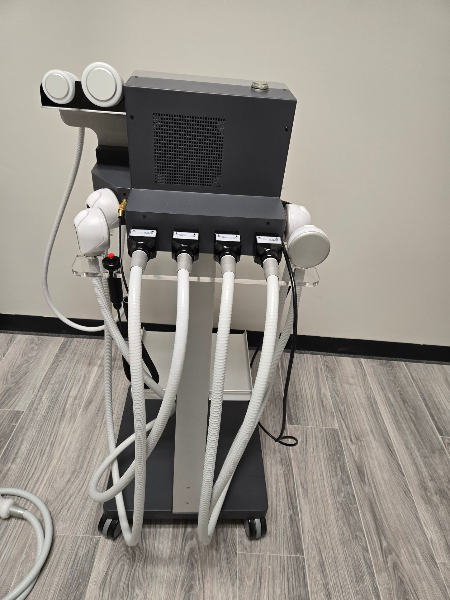 Neveskin Ultra (2024)