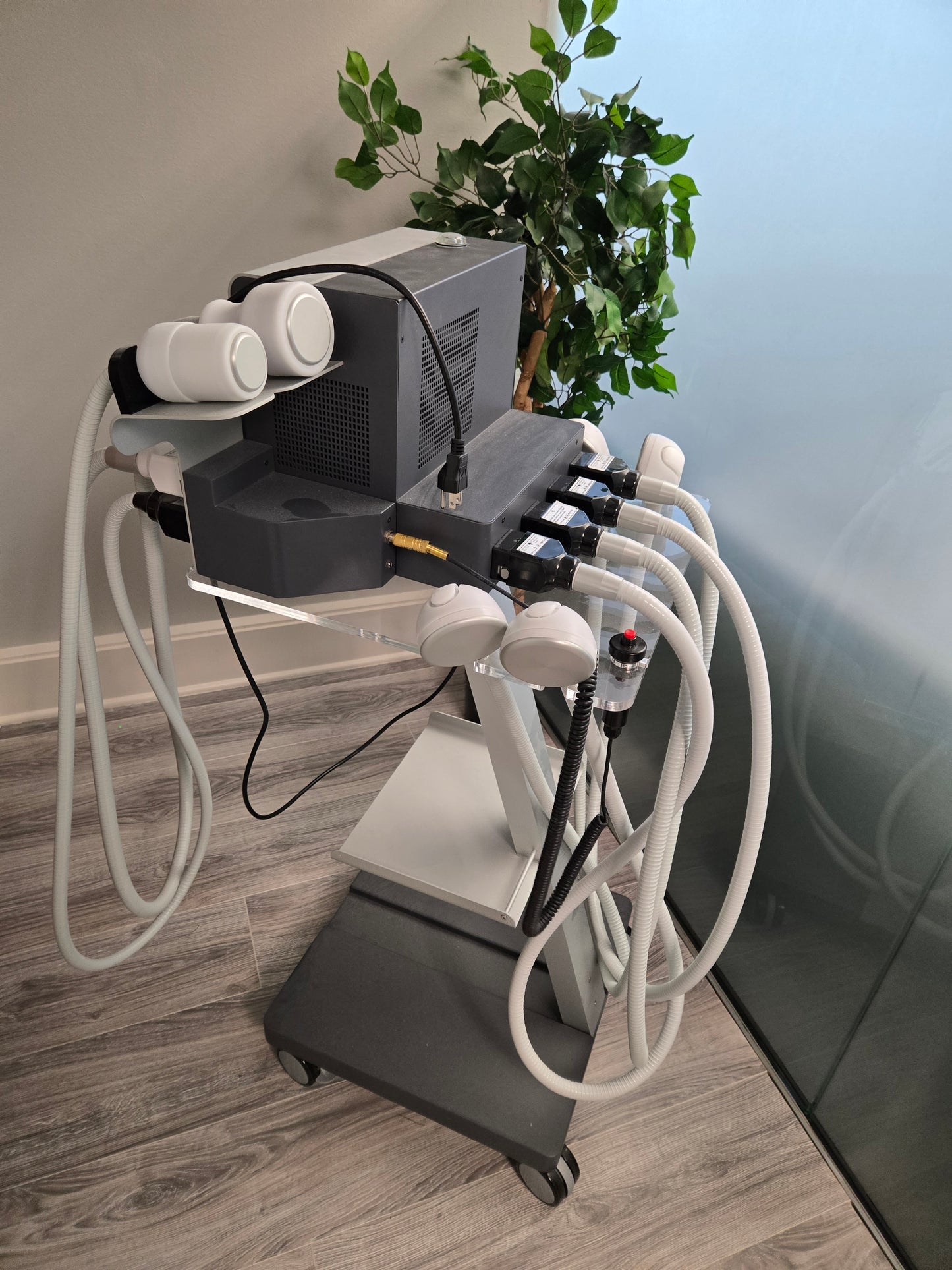 Neveskin Ultra (2022)