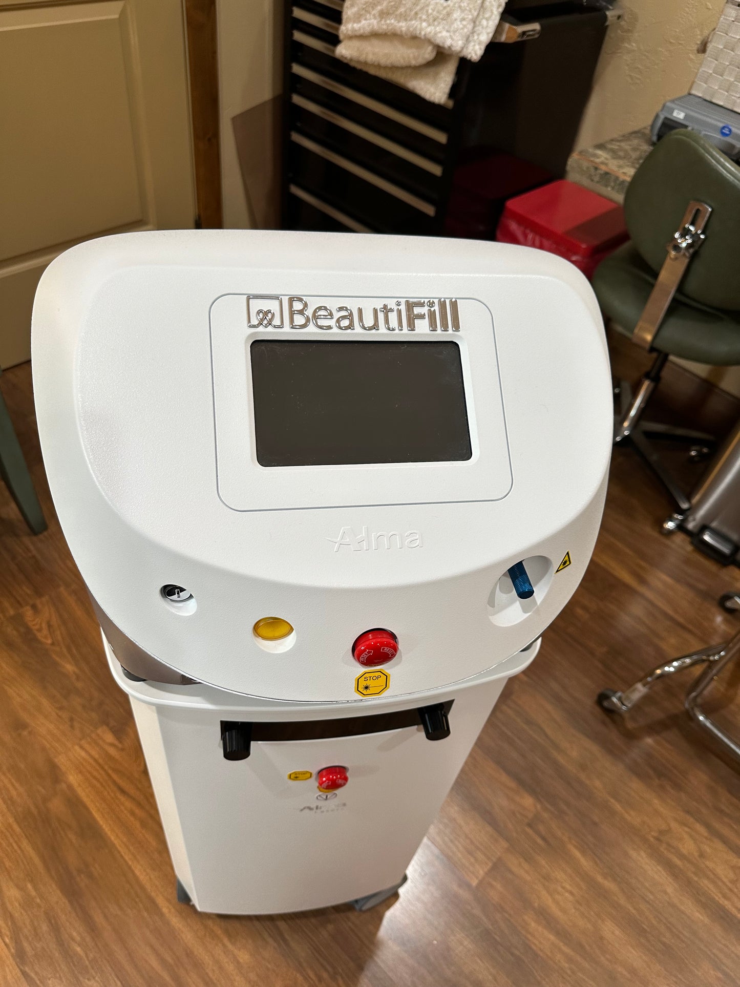 1470 BeautiFill Laser Diode LipoFlow Autologous Fat Transfer System (2021)