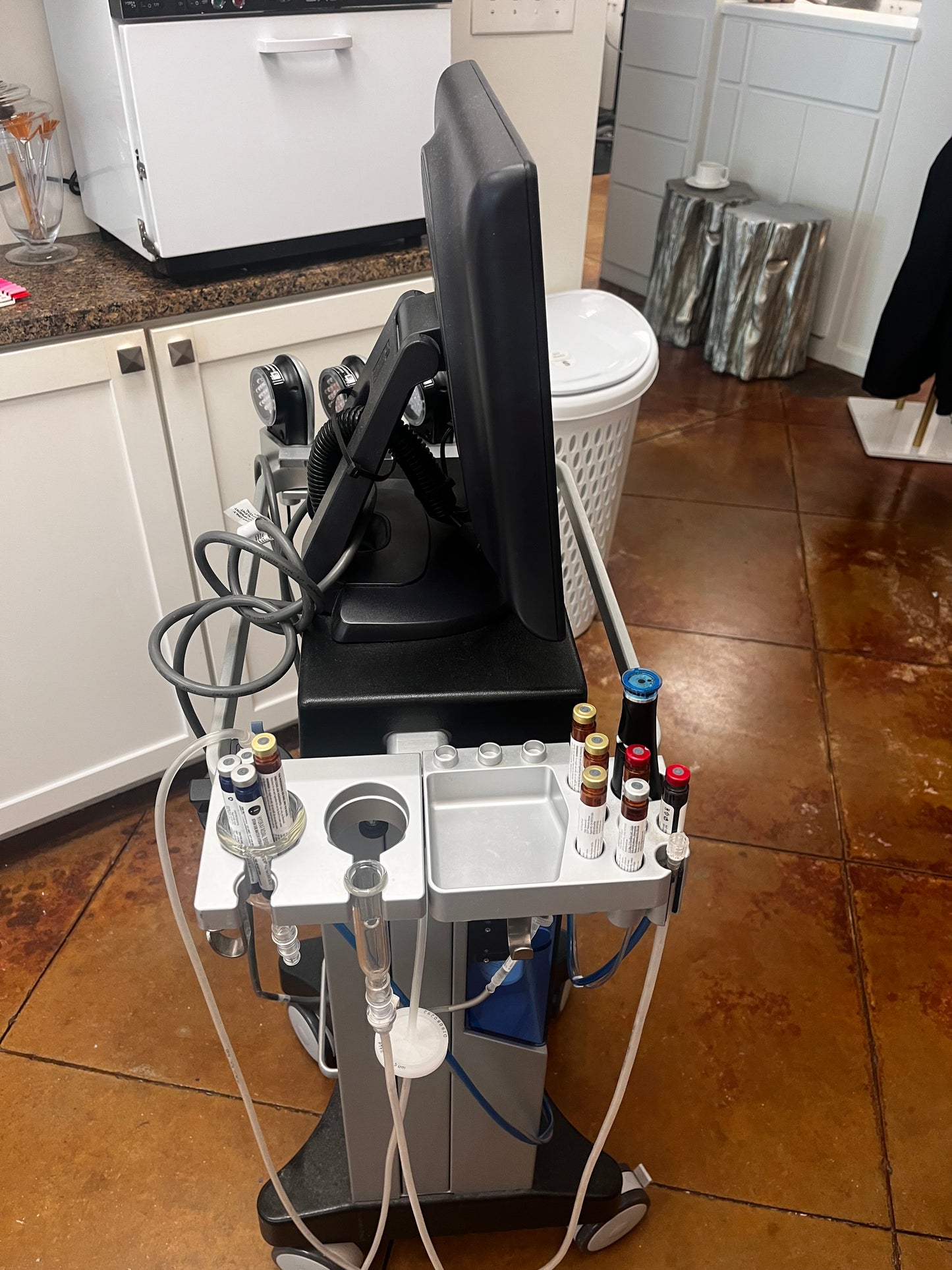 Hydrafacial: MD Elite (2022)