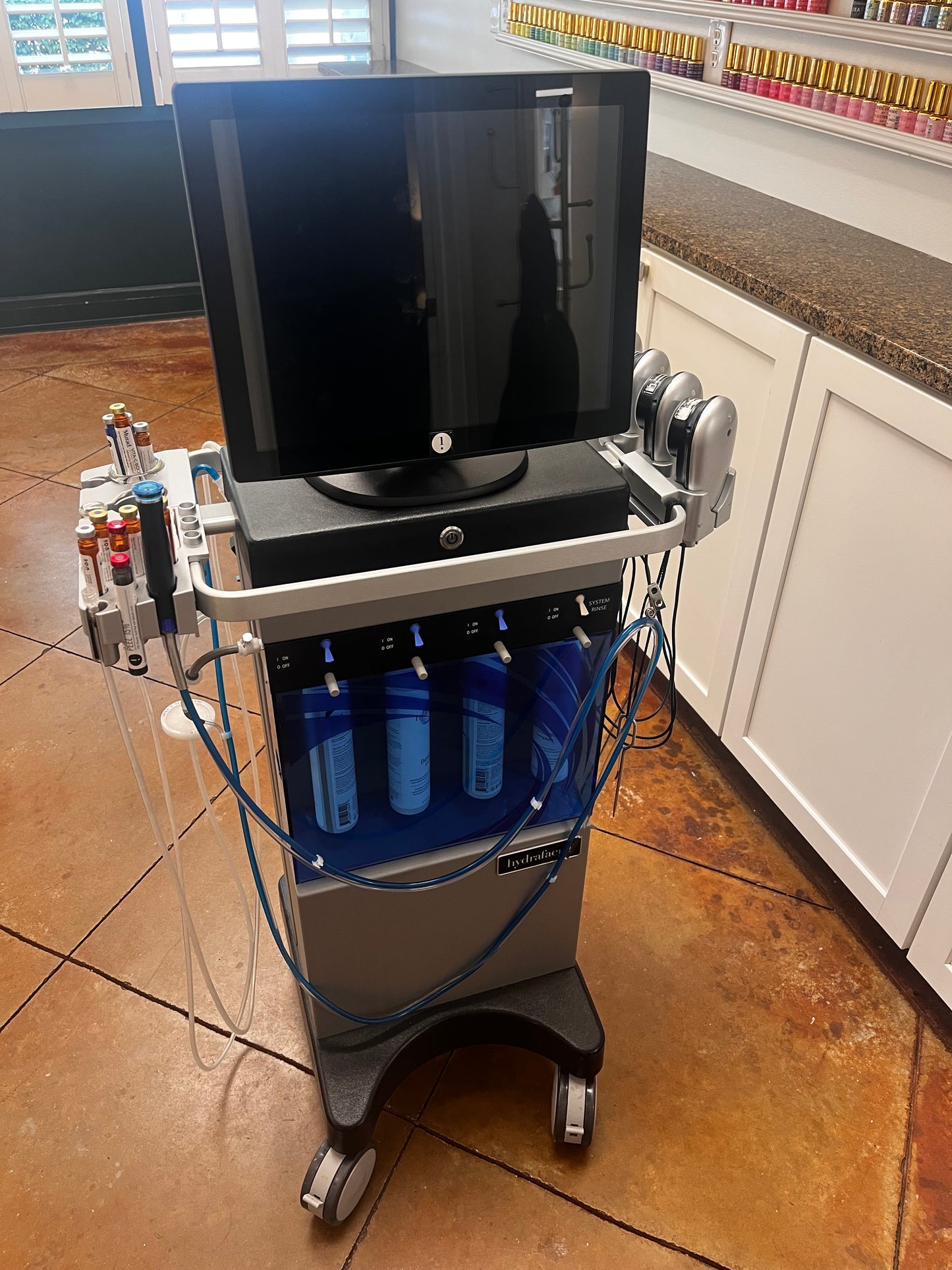 Hydrafacial: MD Elite (2022)