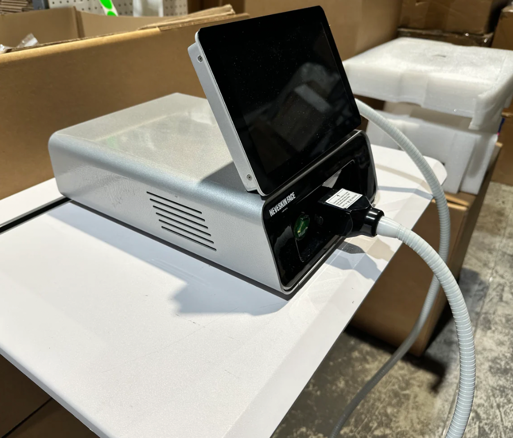 Neveskin Face (2023)