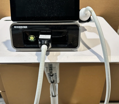 Neveskin Face (2023)