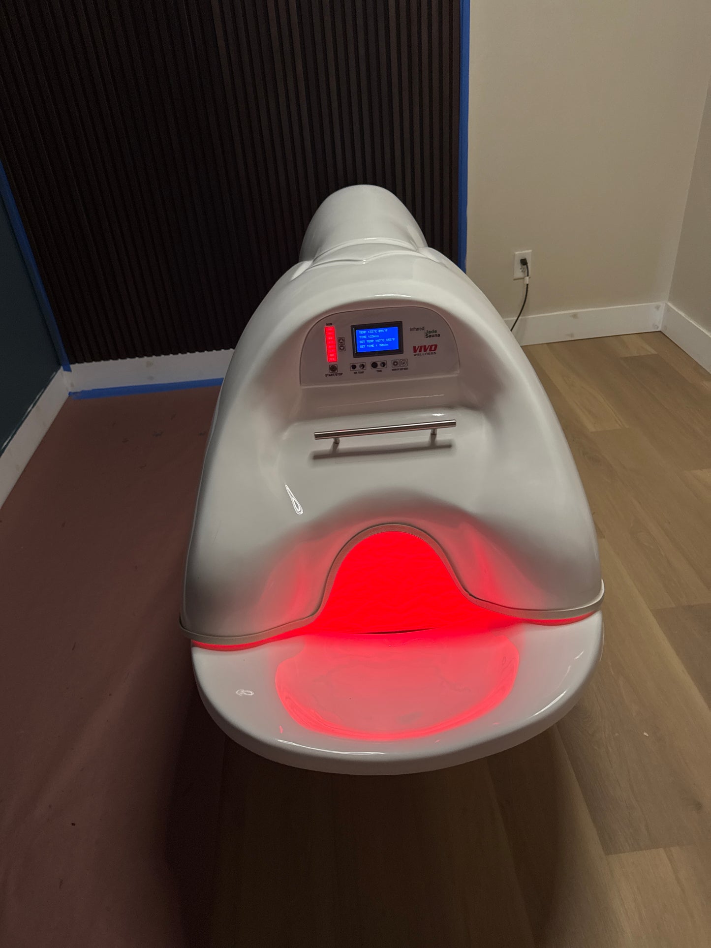 Infrared Sauna: Jade Sauna Pod