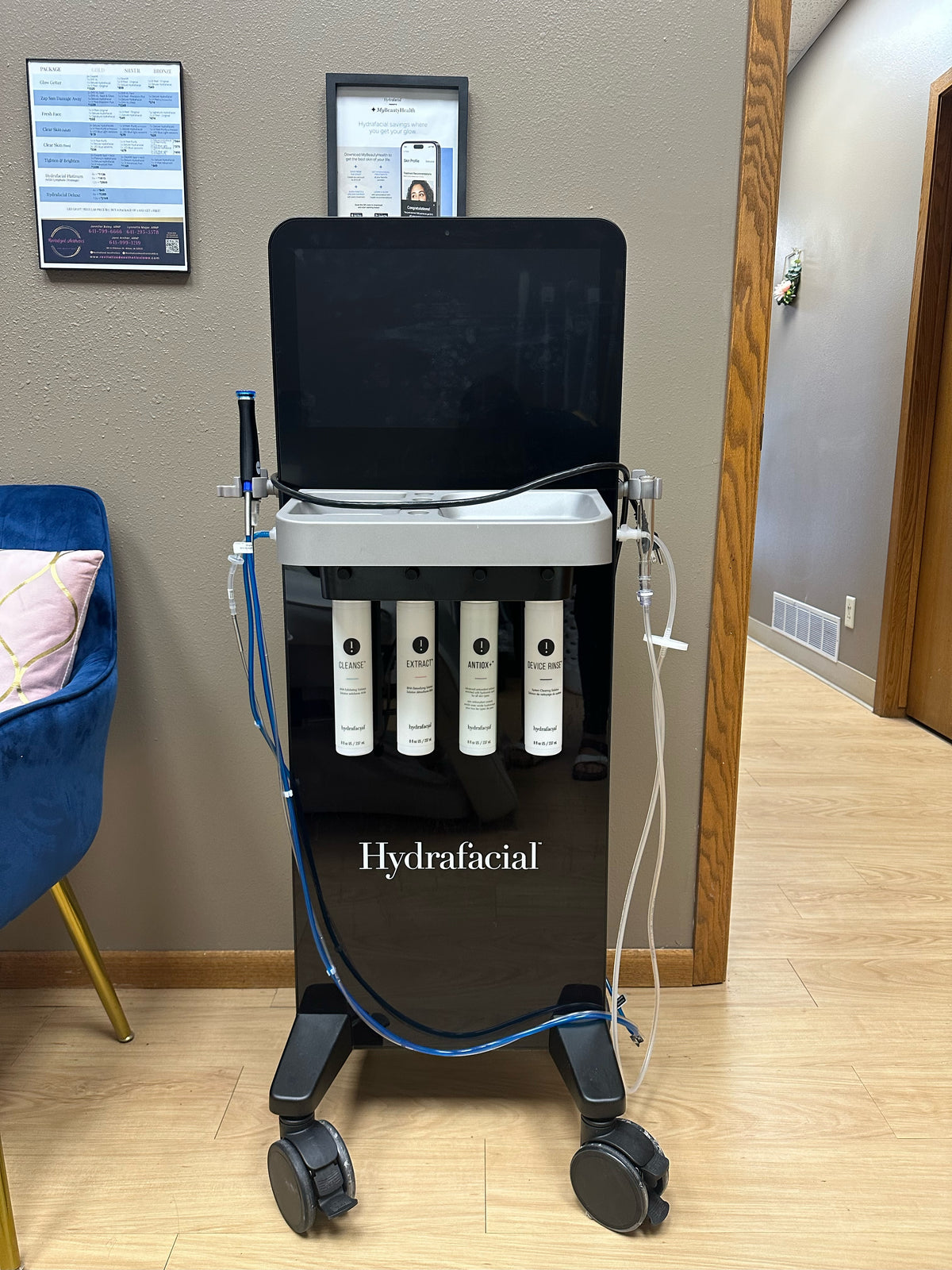 Hydrafacial Syndeo (2023) – Device Trade