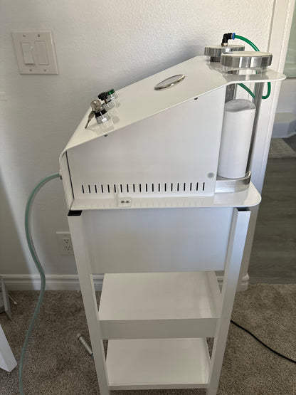 ClearFX Skin: Microdermabrasion with Diamond Oxypeel (2021)